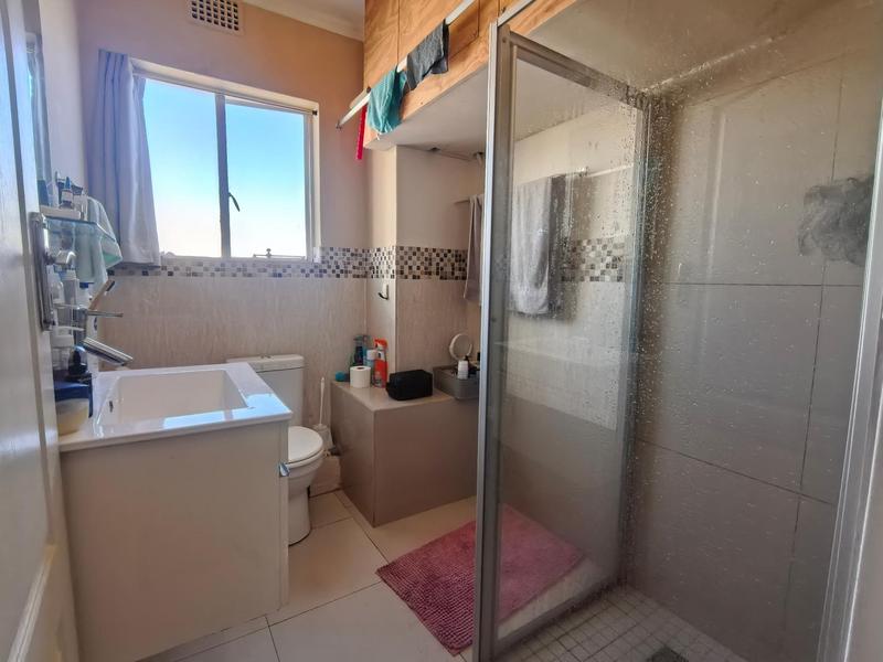 To Let 1 Bedroom Property for Rent in Gardens Western Cape